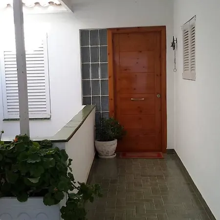 House With 3 Bedrooms In Salionc, With Wonderful Sea View And Furnishe Apartment Salionc